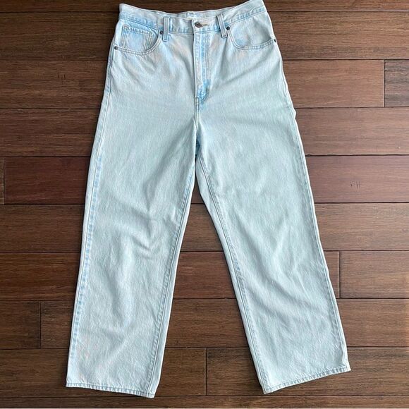 Levi's High-Waisted Straight Jeans Light Wash Size 30x29 - Picture 3 of 14